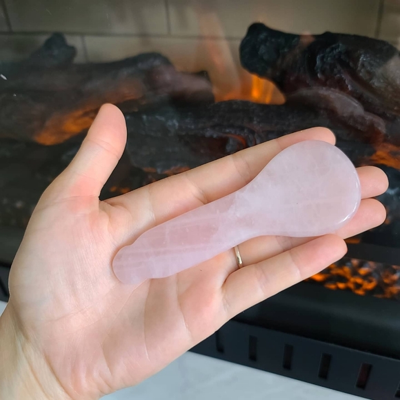 Natural Rose Quartz Gua Sha/ Face and Body - Picture 3 of 4